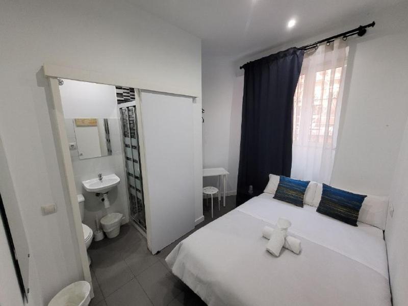 Ayz Frailes - Auto Check-In Property (Adults Only) Málaga Extérieur photo