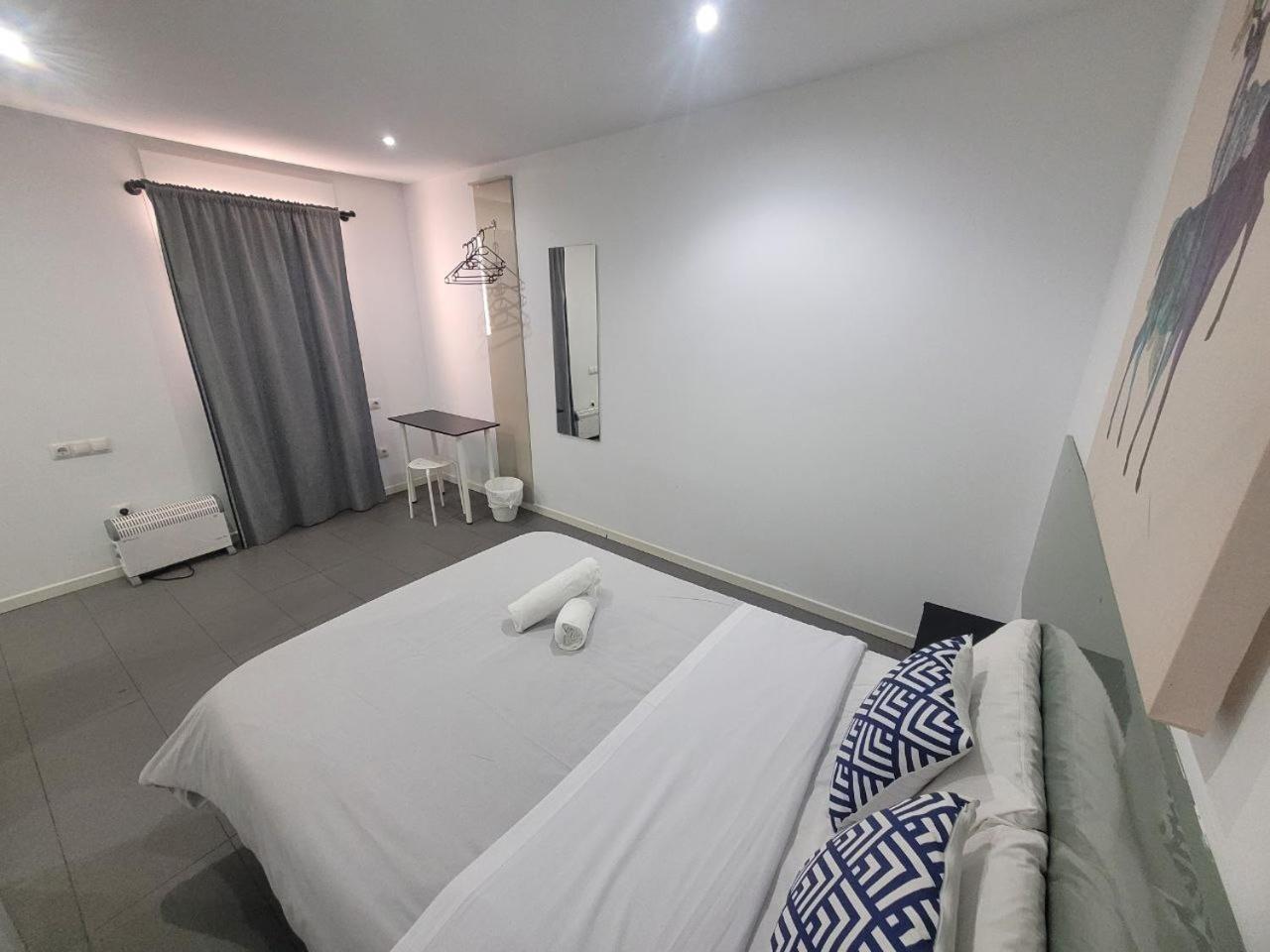 Ayz Frailes - Auto Check-In Property (Adults Only) Málaga Extérieur photo