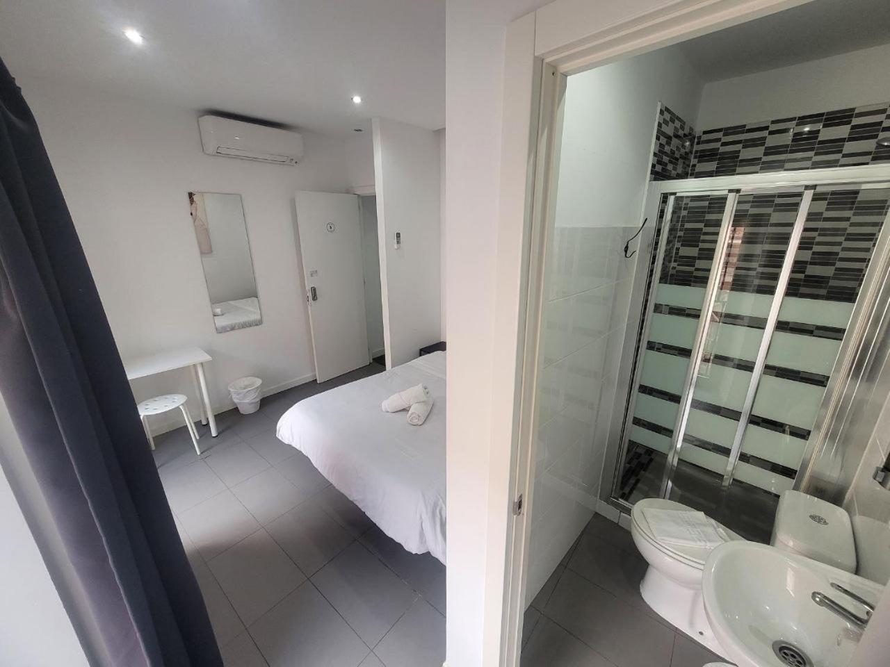 Ayz Frailes - Auto Check-In Property (Adults Only) Málaga Extérieur photo