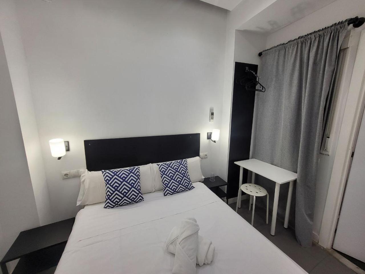 Ayz Frailes - Auto Check-In Property (Adults Only) Málaga Extérieur photo