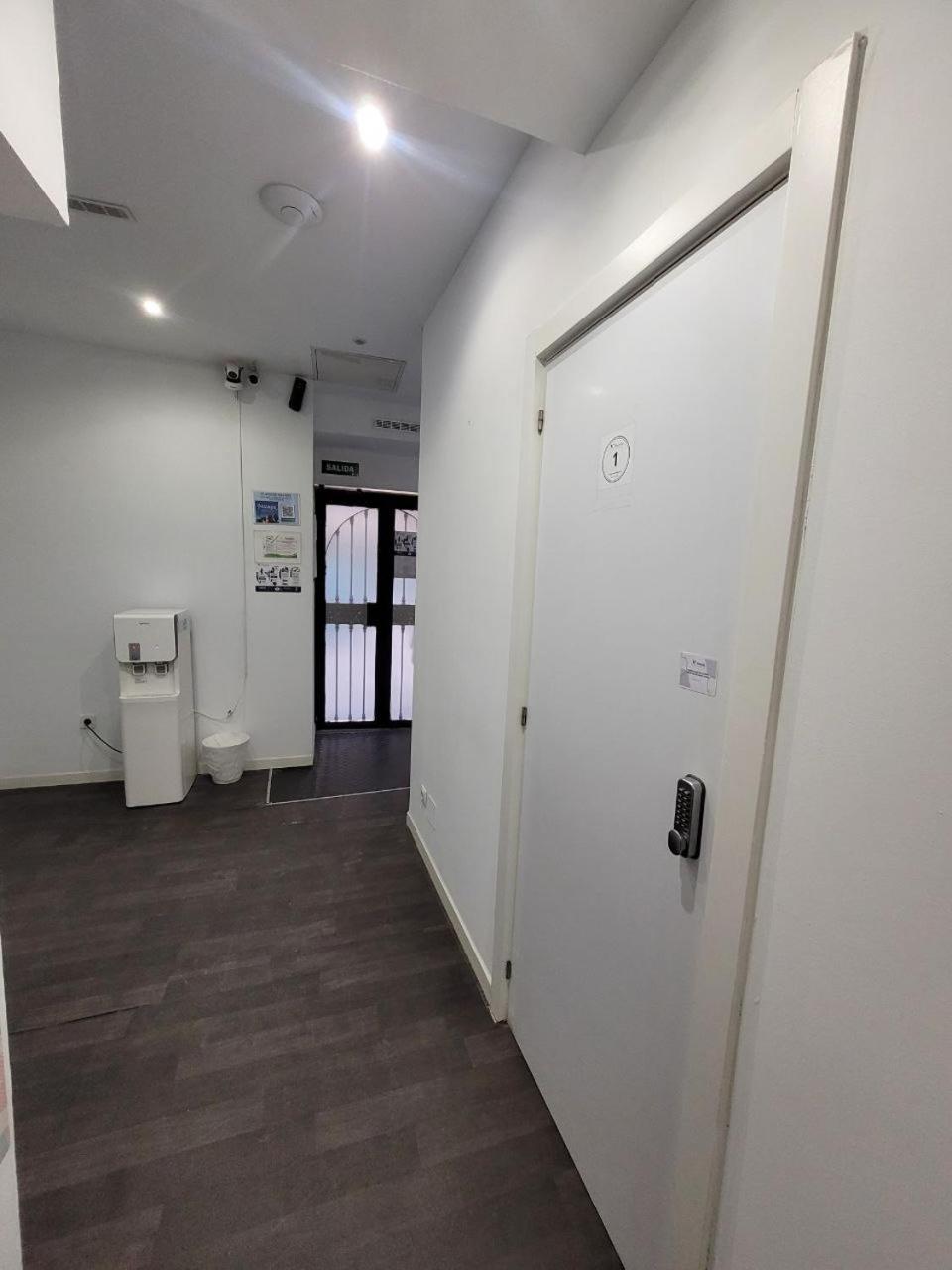 Ayz Frailes - Auto Check-In Property (Adults Only) Málaga Extérieur photo
